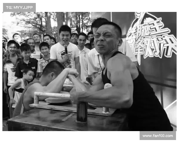 中国大力士的传奇崛起与挑战赛场上的巅峰表现 中国大力士的传奇崛起与挑战赛场上的巅峰表现